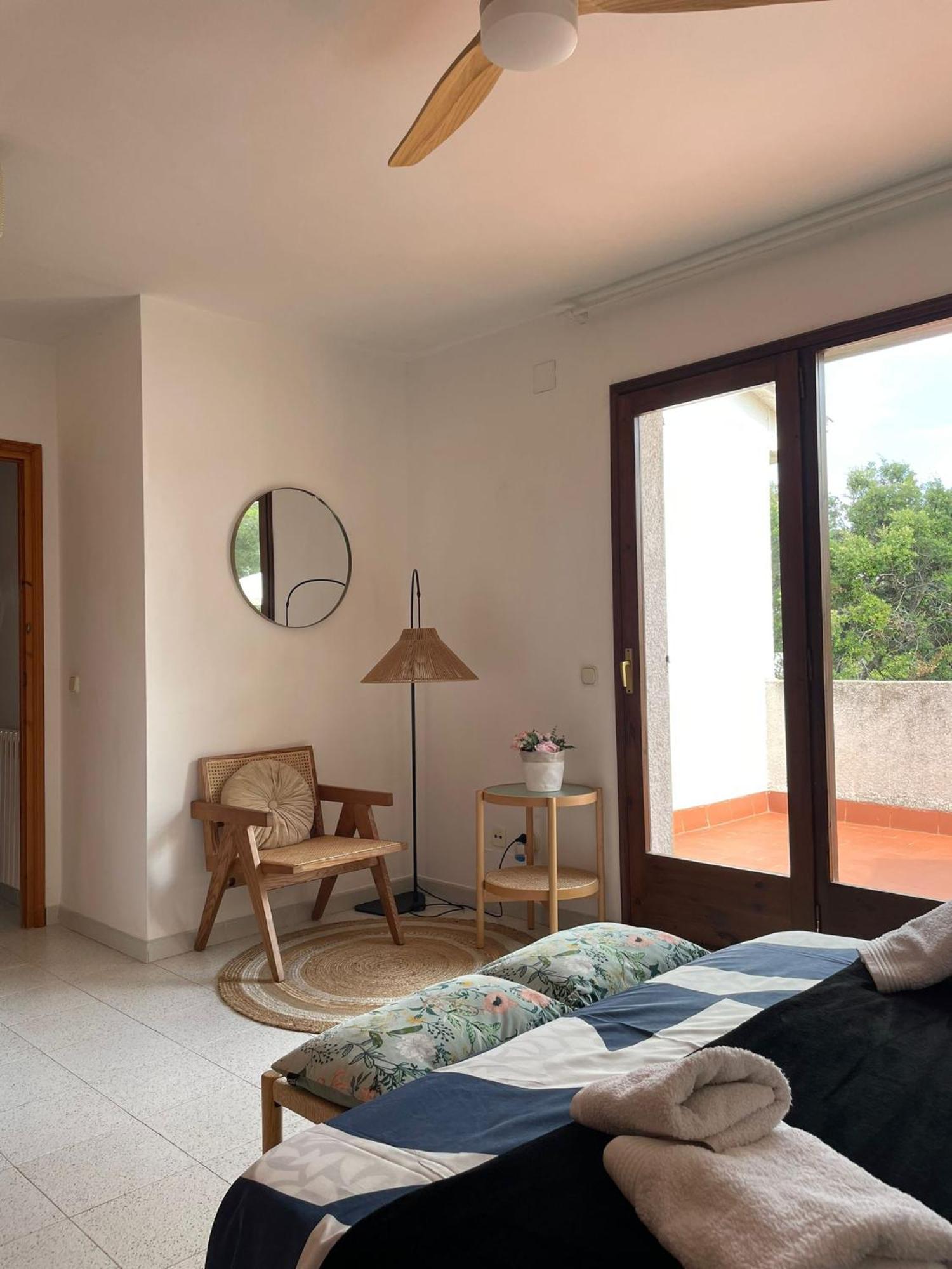 Casa mediterránea con gran jardín y piscina a 500 m de la playa Roda de Berà  Exterior foto